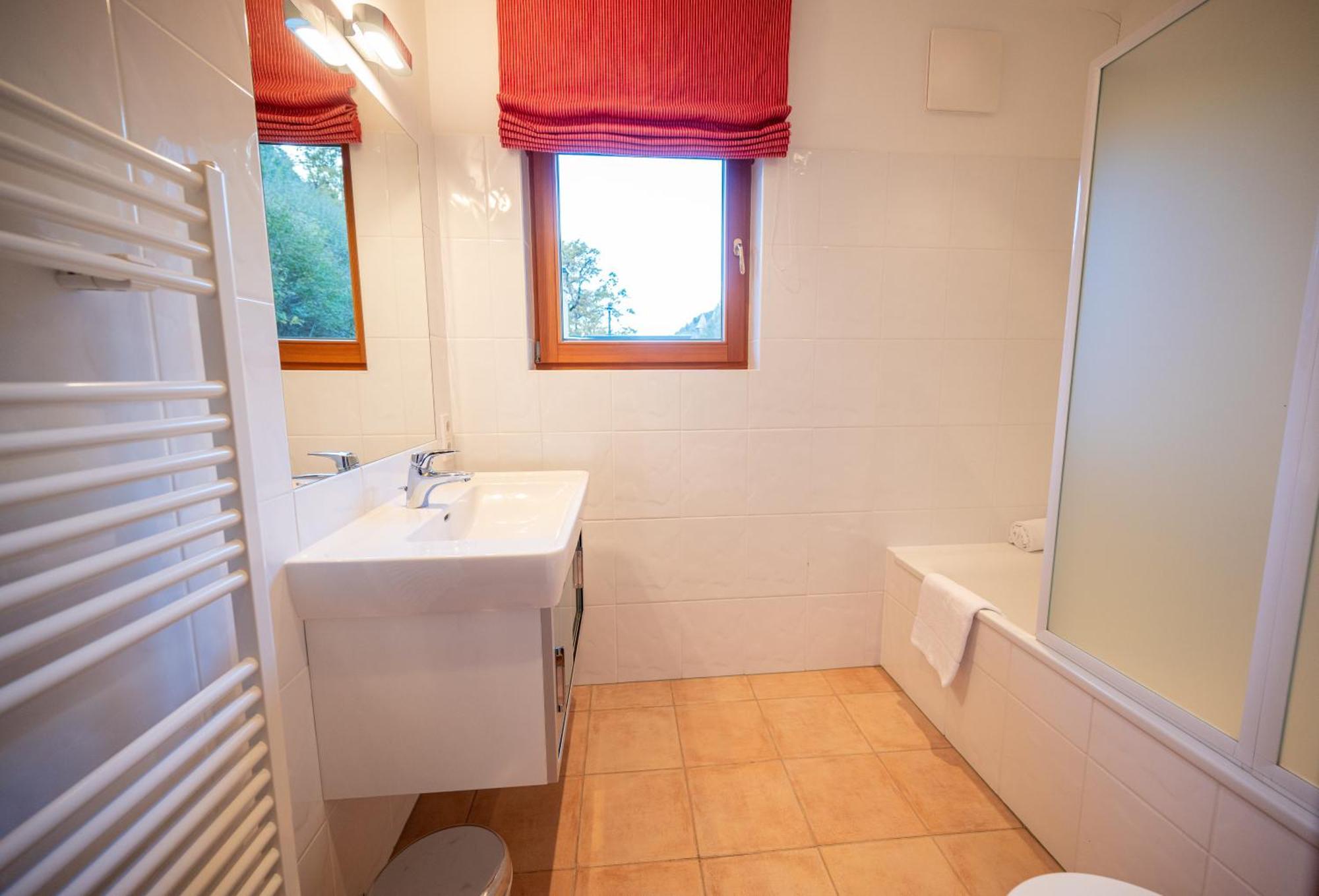 Finest Lakeside Villa Zell Am See By All In One Apartments Erlberg Exterior foto